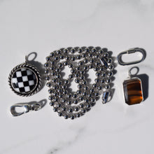 Load image into Gallery viewer, Agate &amp; Checkered Charm Necklace